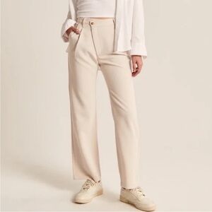 Abercrombie Tailored Relaxed High Rise Crossover Waistband Trouser 28s